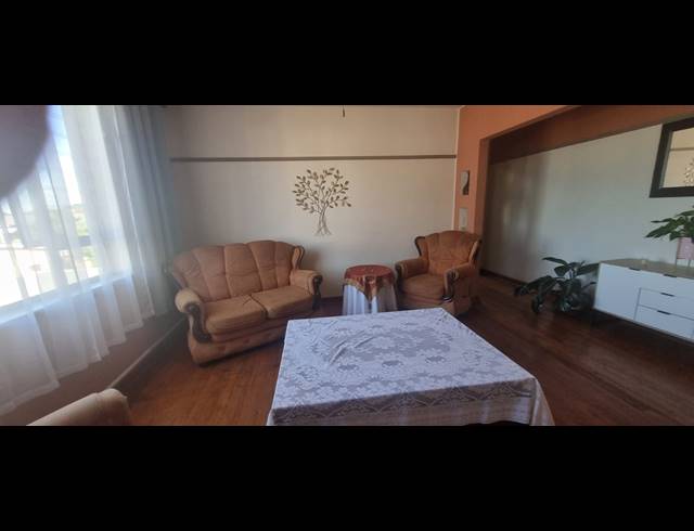 2 BEDROOM FLAT FOR SALE IN GLENWOOD